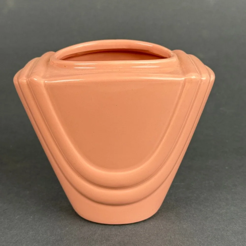 Inarco Ceramic Vase/planter 1985 Art Deco Style Fan Shape Peach Pink Japan